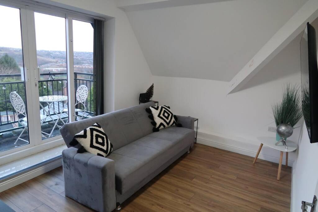 Two-Bedroom Apartment With Scenic Balcony View Shipley  Exterior foto
