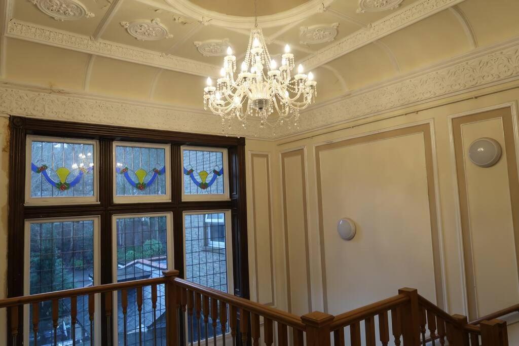 Two-Bedroom Apartment With Scenic Balcony View Shipley  Exterior foto